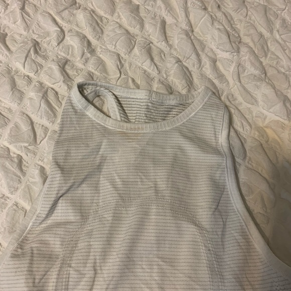 Top - Picture 2 of 2